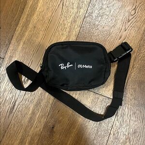 Aero Loft Travel Made Better Anywhere Belt Bag for him or her super versatile, f